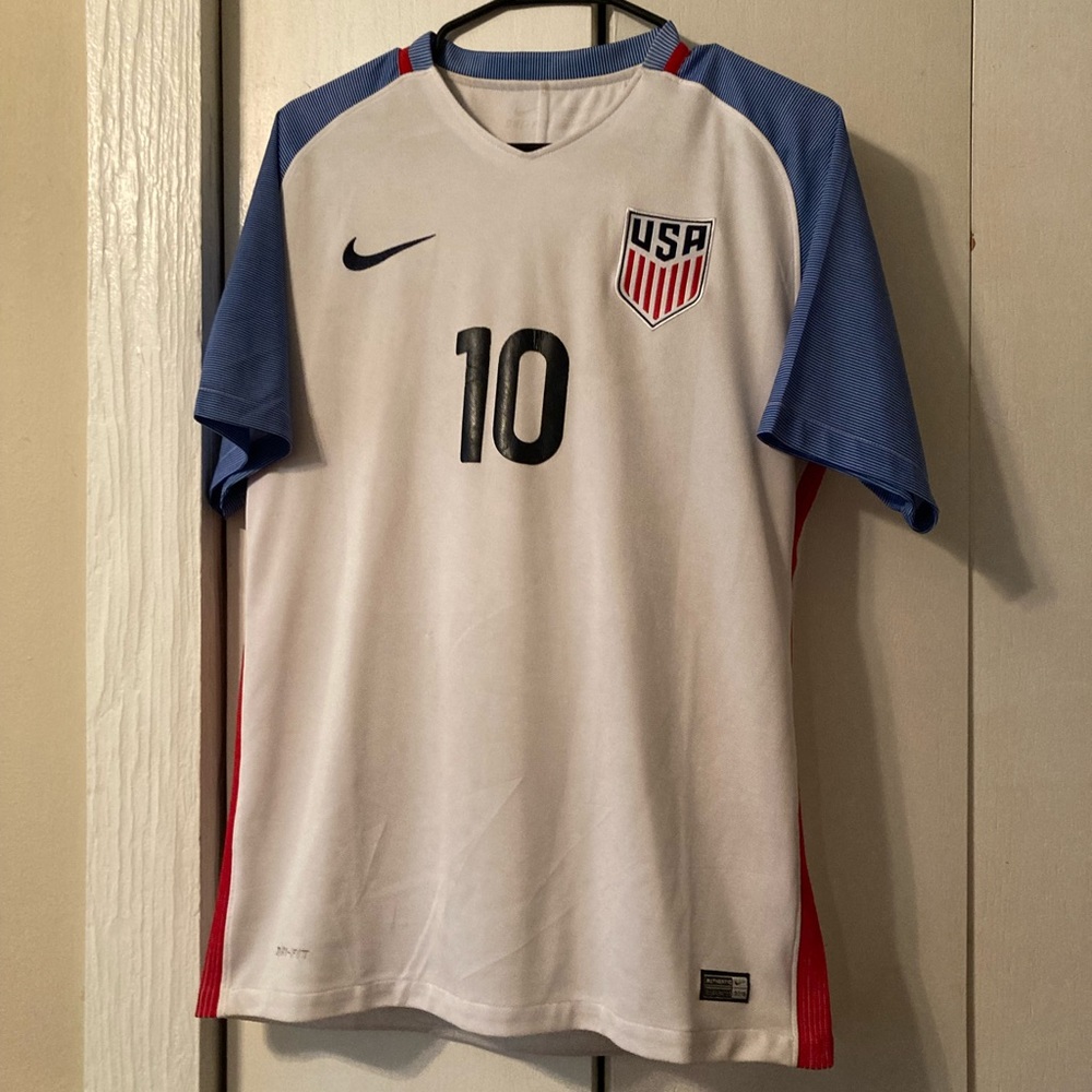 USA Christian Pulisic jersey